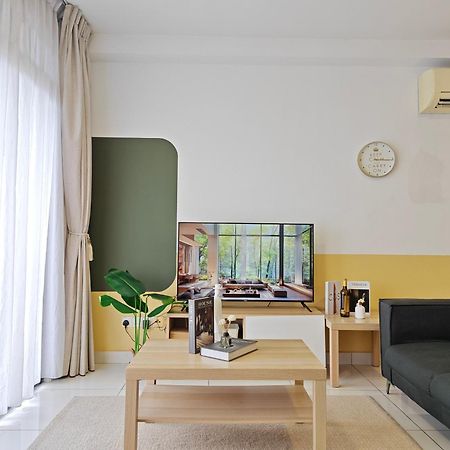 Apartament One Tebrau By Antlerzone Johor Bahru Zewnętrze zdjęcie