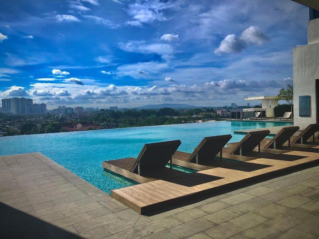 Apartament One Tebrau By Antlerzone Johor Bahru Zewnętrze zdjęcie